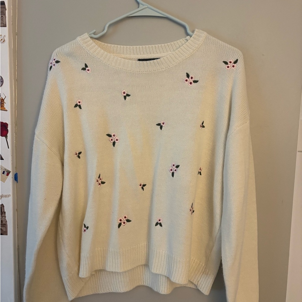 SHEIN Cream and Pink Crew Neck Sweater